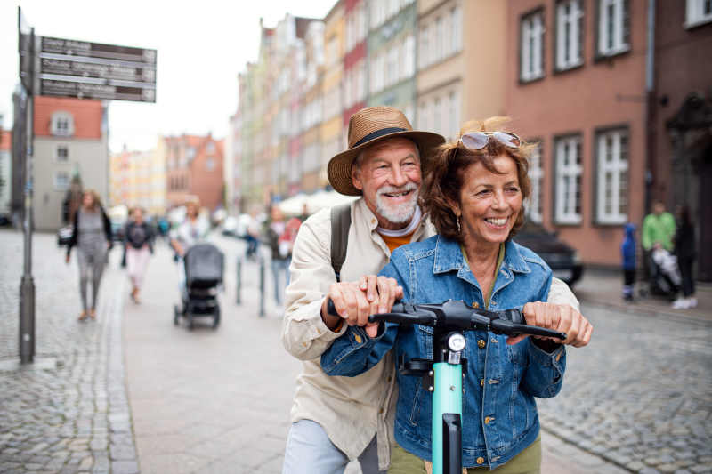 Traveling Considerations for Seniors on Hospice Care